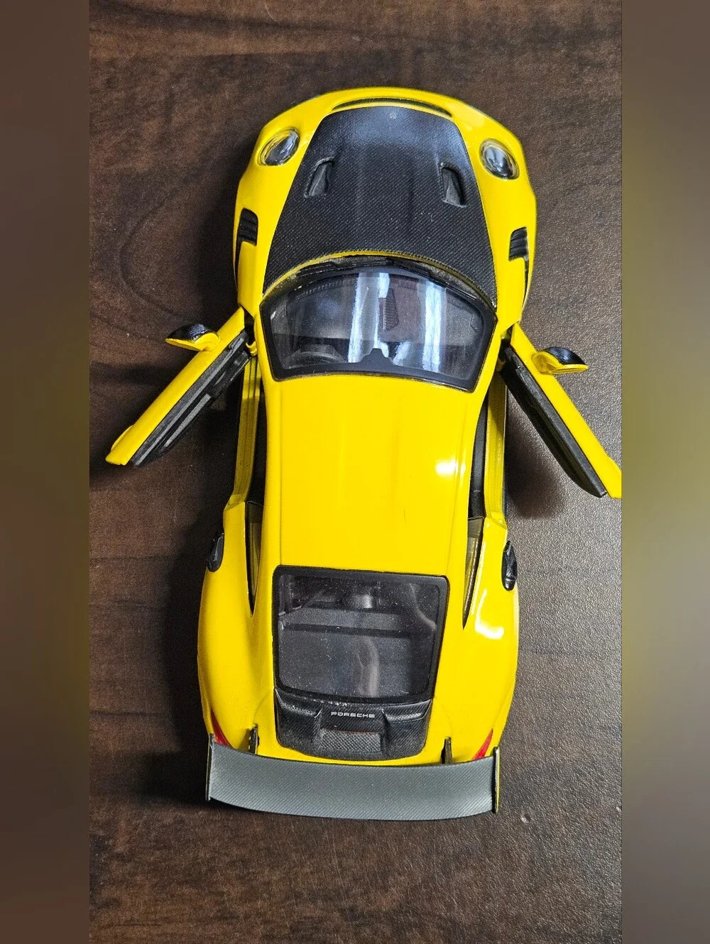 2018 Yellow  Porsche 911 GT2 RS Car